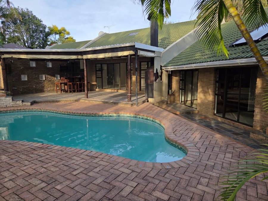 4 Bedroom Property for Sale in Nahoon Valley Park Eastern Cape